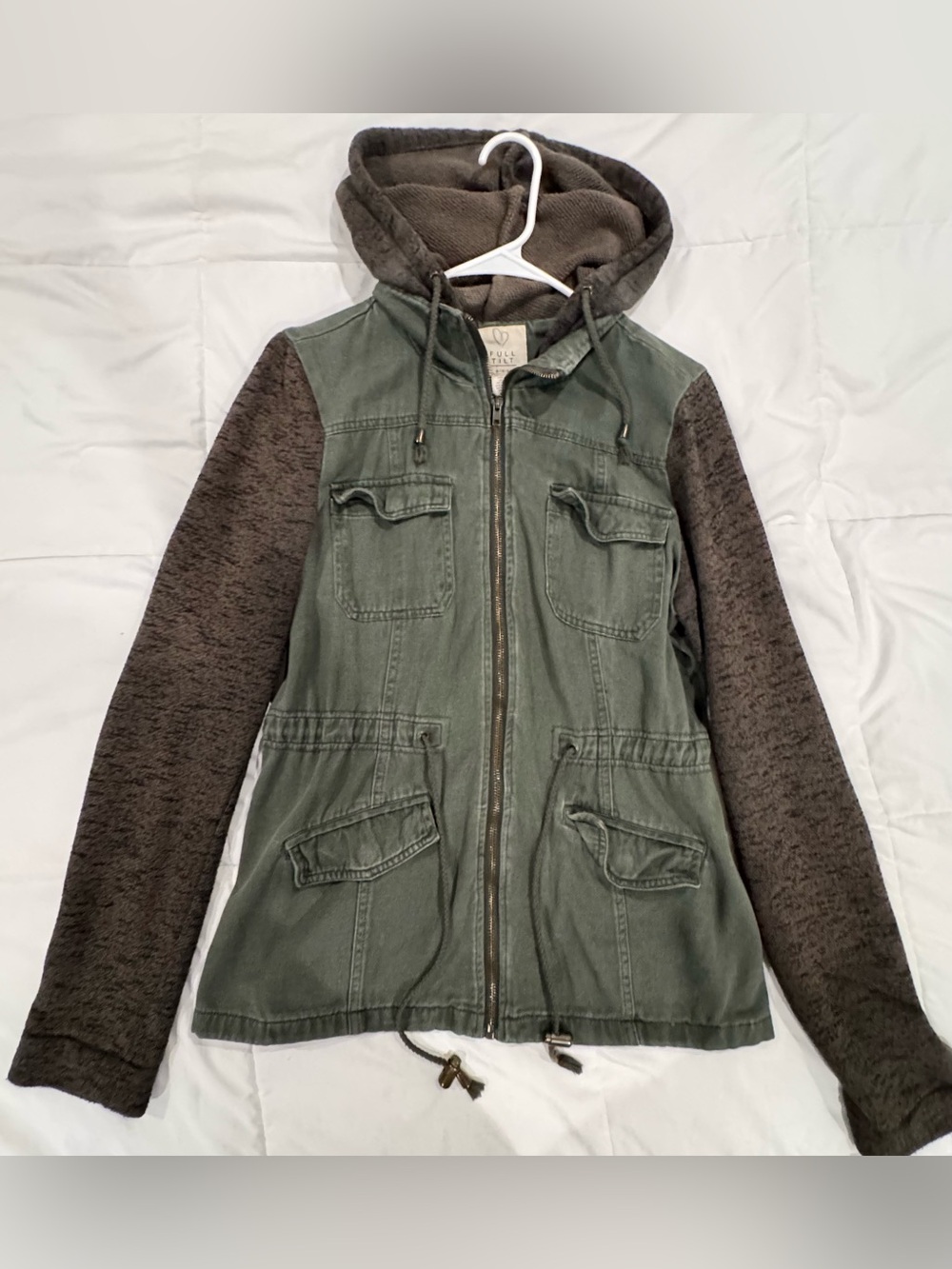Full Tilt Olive Green Utility Jacket W/ Brown Knit Sleeves JR.Girls XL/Women’s M